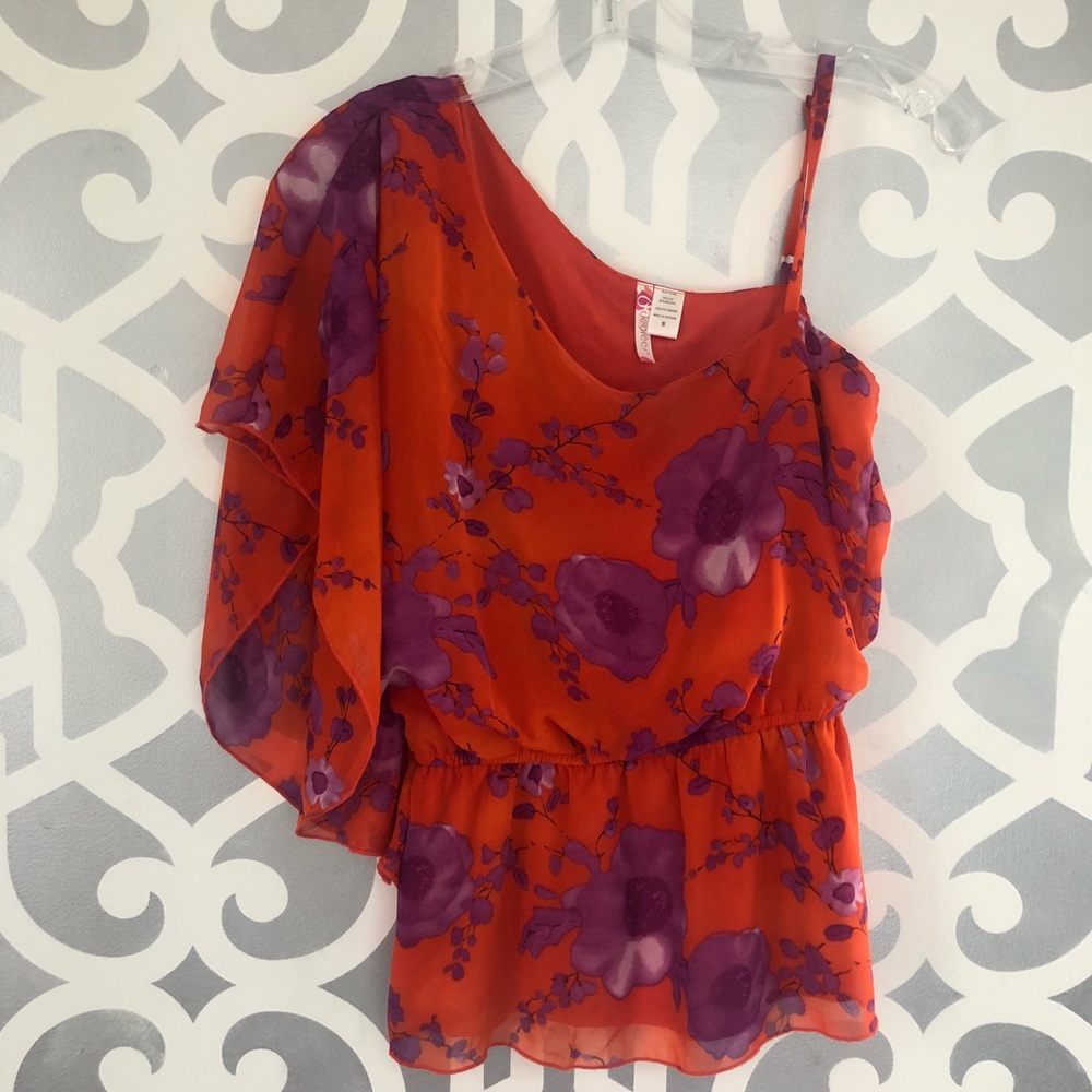 Poly Chiffon one shoulder peplum Top. Size S.